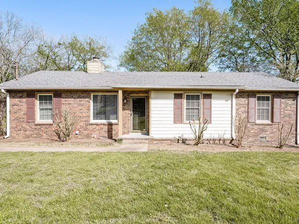 142 Creekwood Ln, Hendersonville, TN 37075