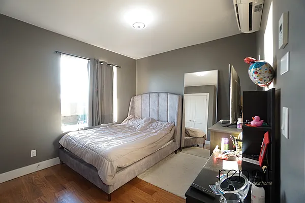 Rented by Rennit Inc. | media 16