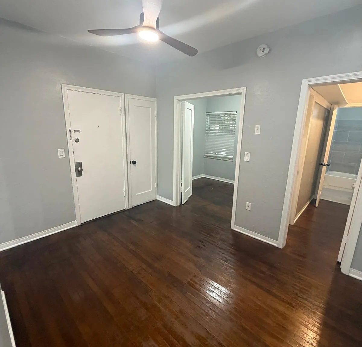 1 bed, 600 sqft, $1,800 — Photo 2