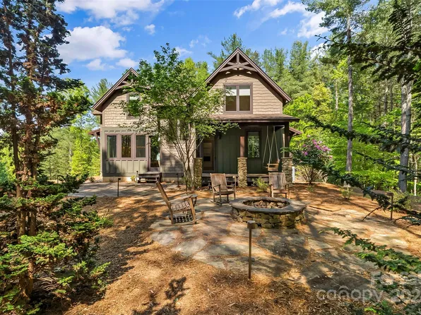 1904 Old Wildlife Club Dr, Nebo, NC 28761