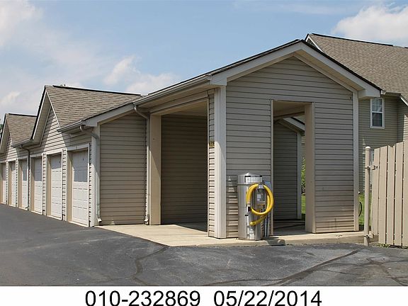 On-Site Car Wash and Vacuum