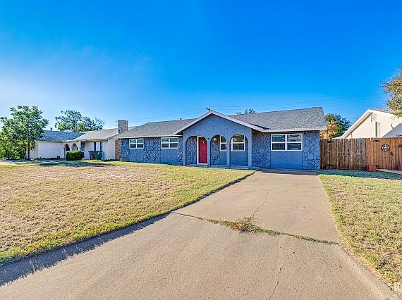 2nd image of 3301 S Oxford Dr