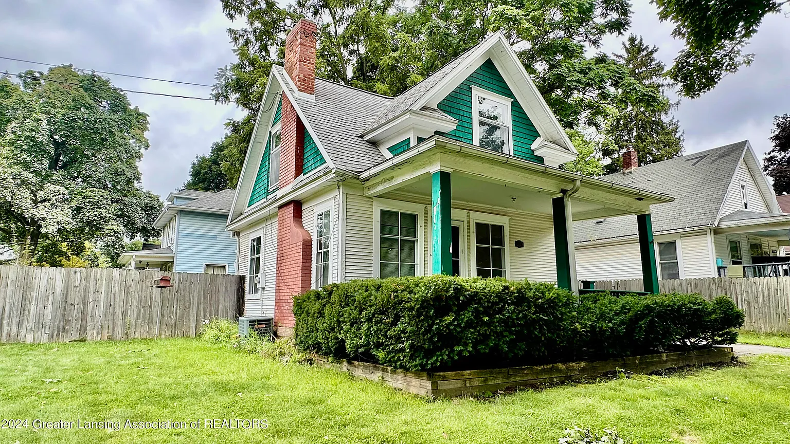 1724 Osband Ave photo 1
