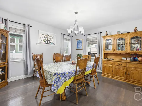 38-22 Clearview Expressway image 6 of 24