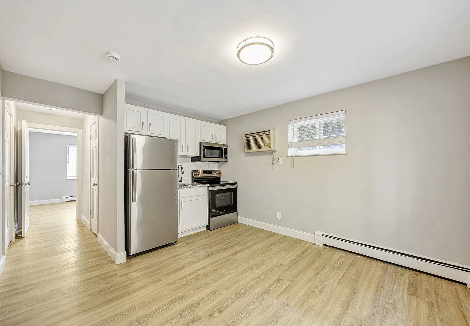 Twin Terrace Apartments — Photo 1