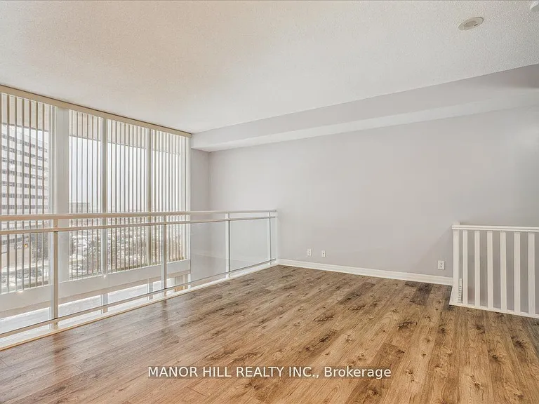 220 Burnhamthorpe Rd W #513 — Photo 18
