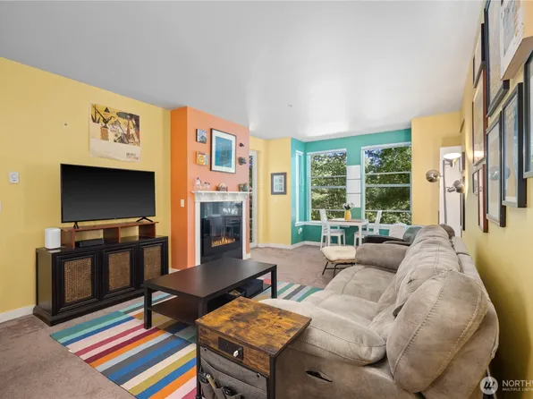 55 Williams Avenue S #205, Renton, WA 98057