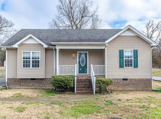 992 Sumerset Cir, Lewisburg, TN 37091