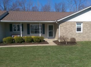 638 Ridgewood Dr, Coshocton, OH 43812