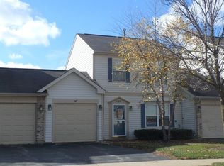 1190 N Village Dr, Round Lake Beach, IL 60073
