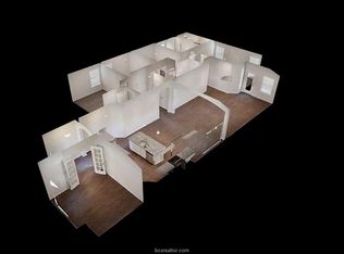 1900 Cartwright St, Bryan, TX 77807