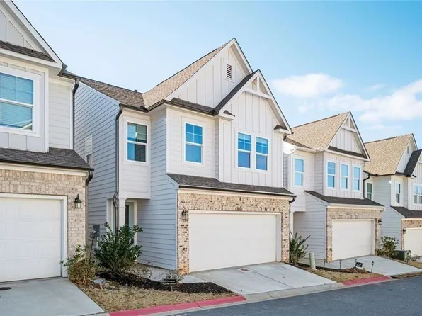 4703 Canary Diamond Ln, Kennesaw, GA 30144