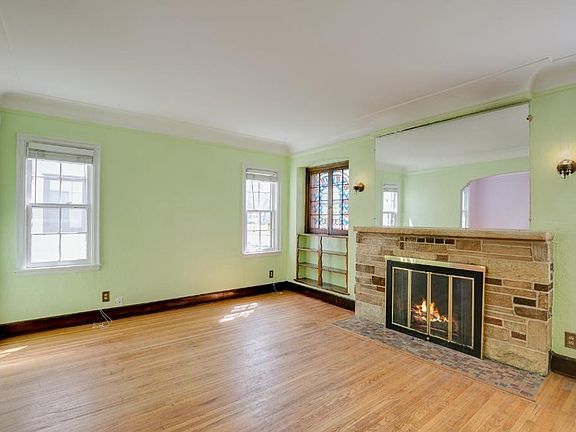 4006 Vincent Ave N - Listing - LBP.pdf