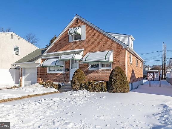 4th image of 915 Borbeck Ave