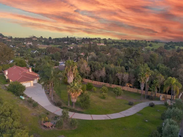 1277 Valentine Ln, Fallbrook, CA 92028