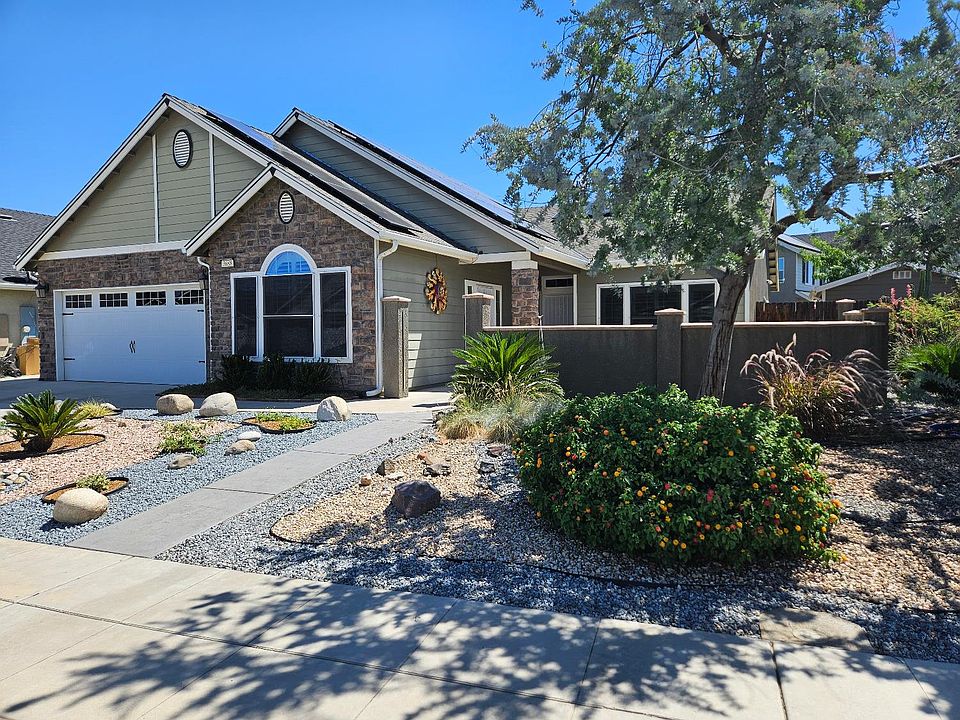1st image of 3688 N Dee Ann Ave