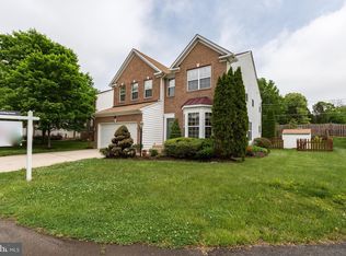 14035 Walney Village Ct, Chantilly, VA 20151