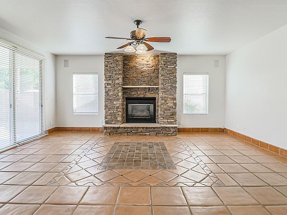 4th image of 6004 E Aire Libre Ln