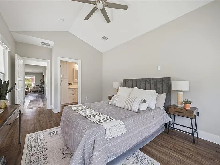3703 Tower View Ct — Photo 18