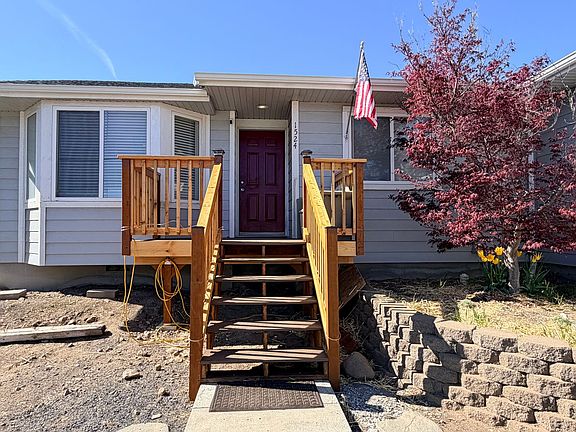 2nd image of 1524 D St SW #1524