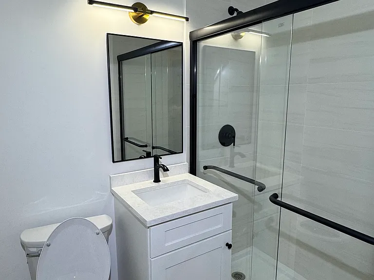 110 N Willow Rd #4 — Photo 8