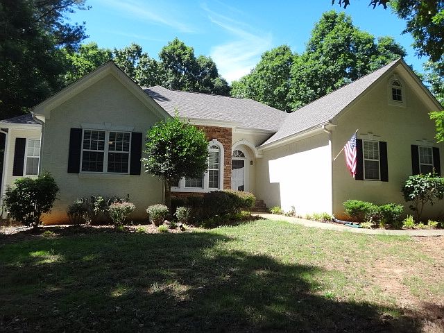 1st image of 55 Hamstead Park Dr