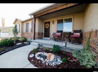 5807 W Shady Stone Dr, South Jordan, UT 84095
