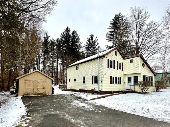 3949 County Route 45, Oswego, NY 13126