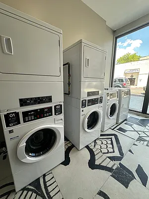 Rented by ERNY LLC | media 35