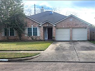 16807 Sussex Dr, Houston, TX 77083