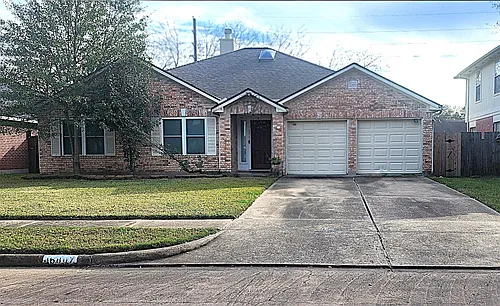 16807 Sussex Dr Photo 1