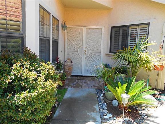 4th image of 2517 Holly Valley Dr