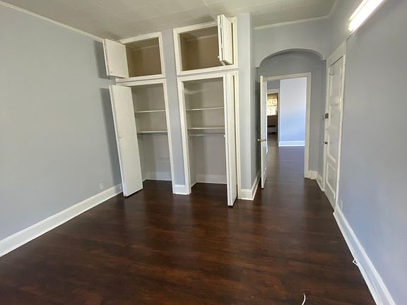 5th image of 209 Jewett Ave #2