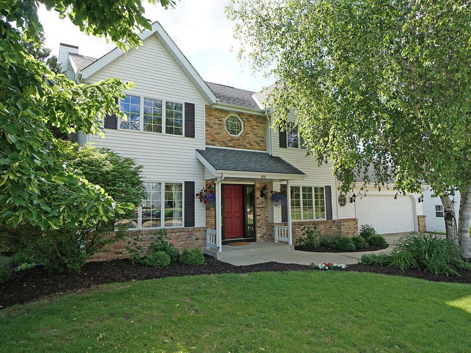 1st image of 950 Bartlett Dr