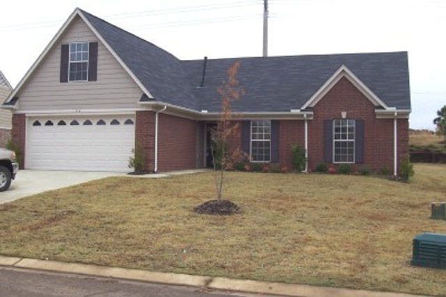 1st image of 114 Oakleigh Dr