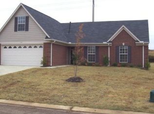 114 Oakleigh Dr, Batesville, MS 38606