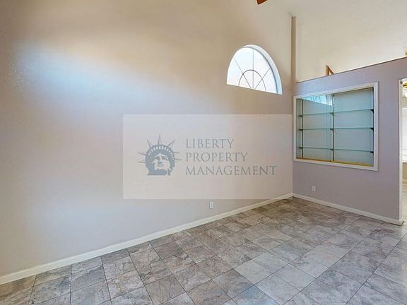 5th image of 186 Ravenstone Way