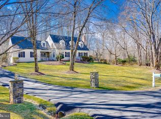 11135 Rich Meadow Dr, Great Falls, VA 22066