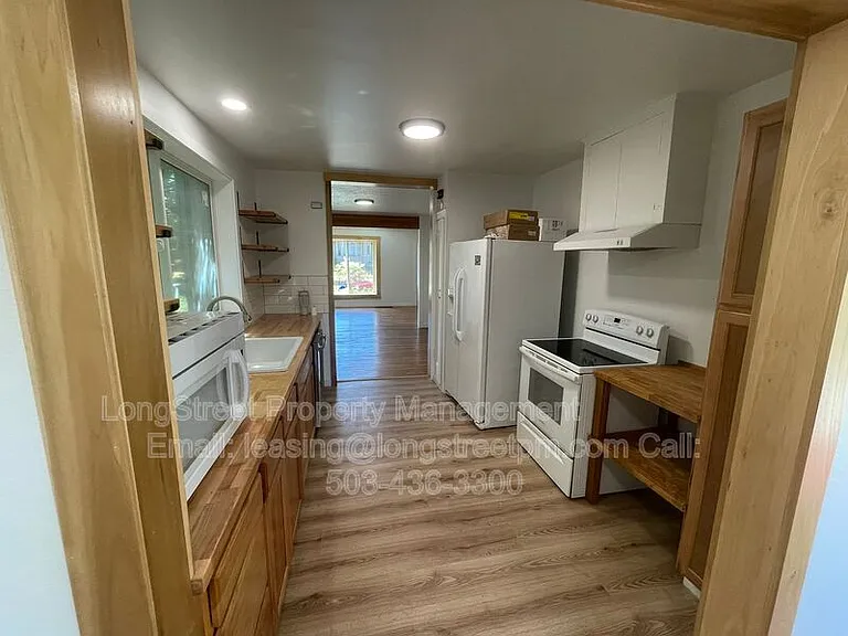 4514 NE 18th Ave — Photo 8