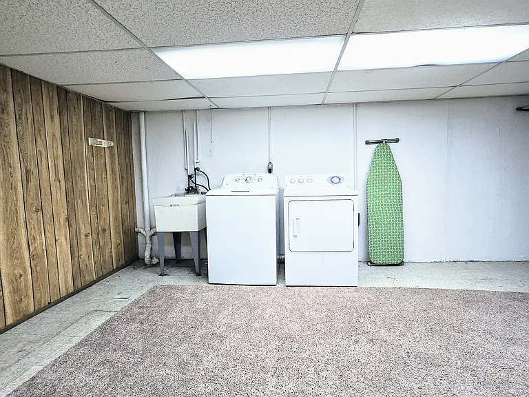 42221 Toddmark Ln — Photo 34