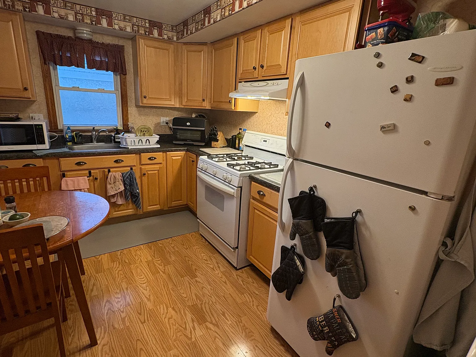 2 bed, $2,350 — Photo 3