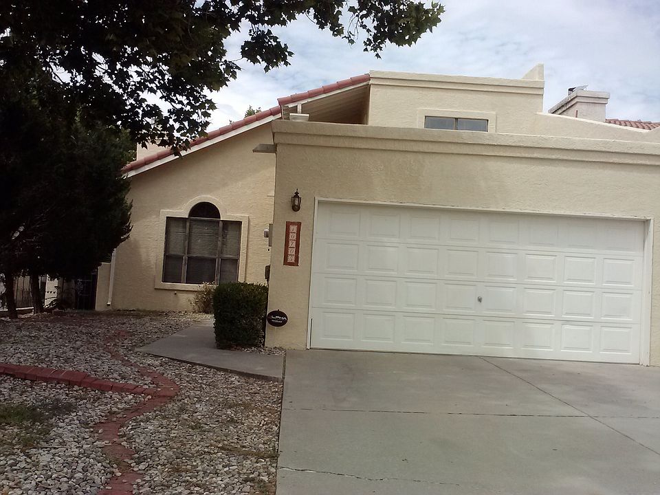 1st image of 10705 Malaguena Ln NE