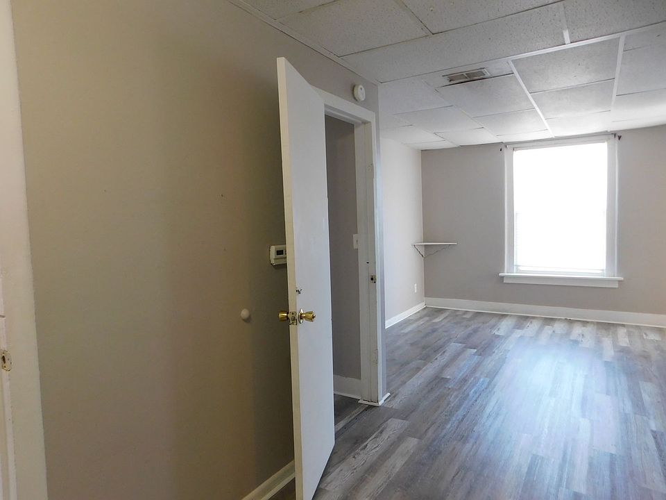 School Apartments 509 N School St Augusta KS Zillow