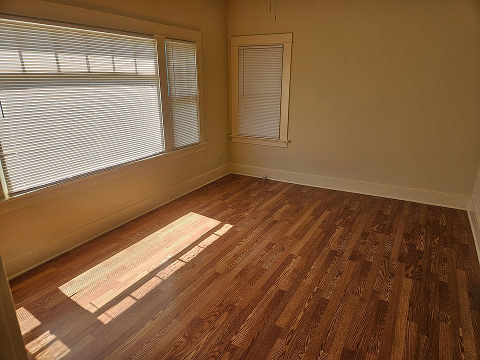 2nd image of 2021 E Appleton St #15