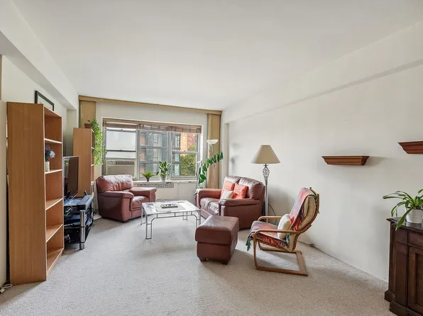 63-33 98th Pl #5E, Rego Park, NY 11374