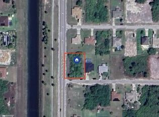 3326 10th St W, Lehigh Acres, FL 33971