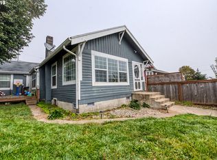 640 Lombard St, North Bend, OR 97459