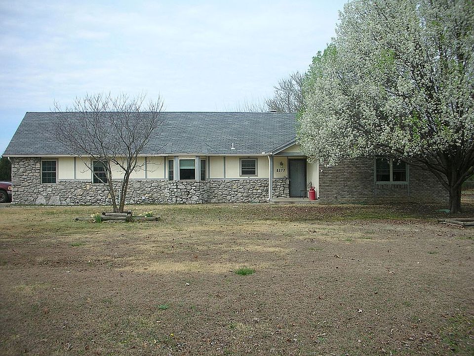 Front of main house.
