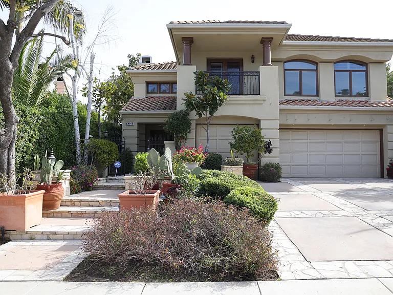 4328 Park Verdi — Photo 1