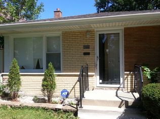 8227 S La Salle St, Chicago, IL 60620